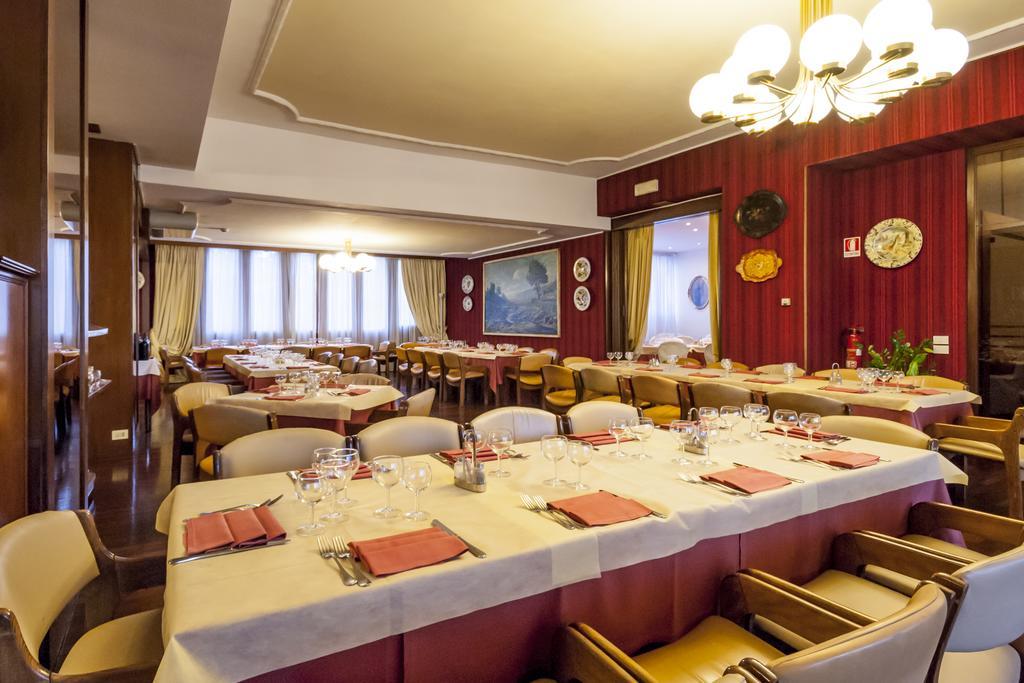 Hotel Delta Florence Каленцано Екстер'єр фото