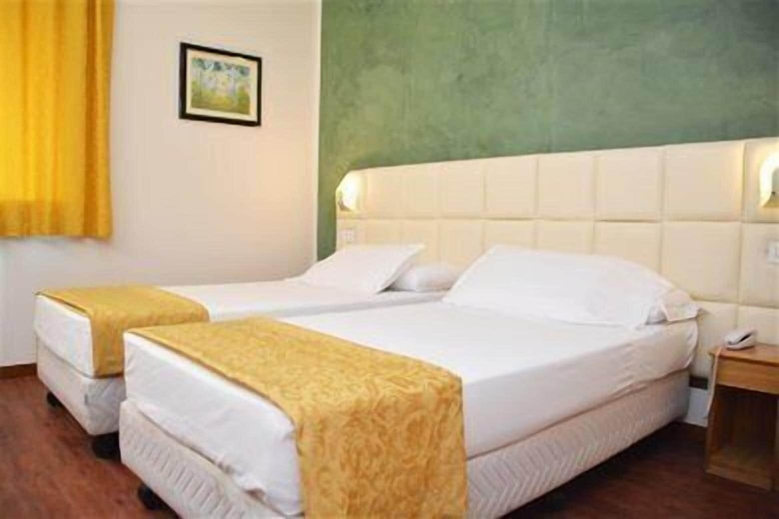 Hotel Delta Florence Каленцано Екстер'єр фото