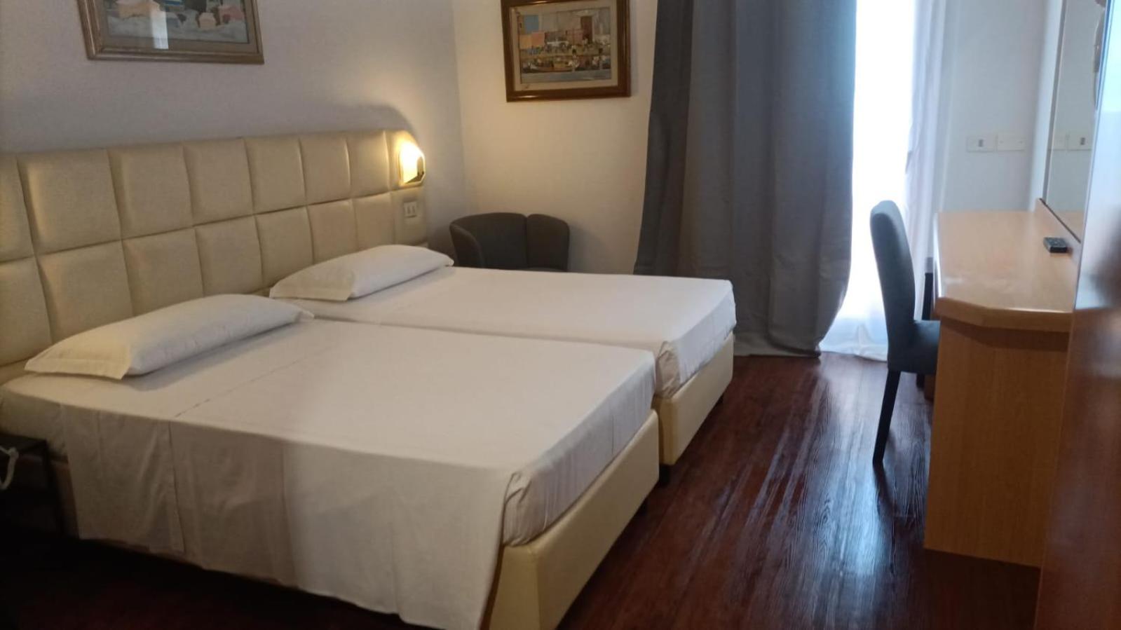 Hotel Delta Florence Каленцано Екстер'єр фото