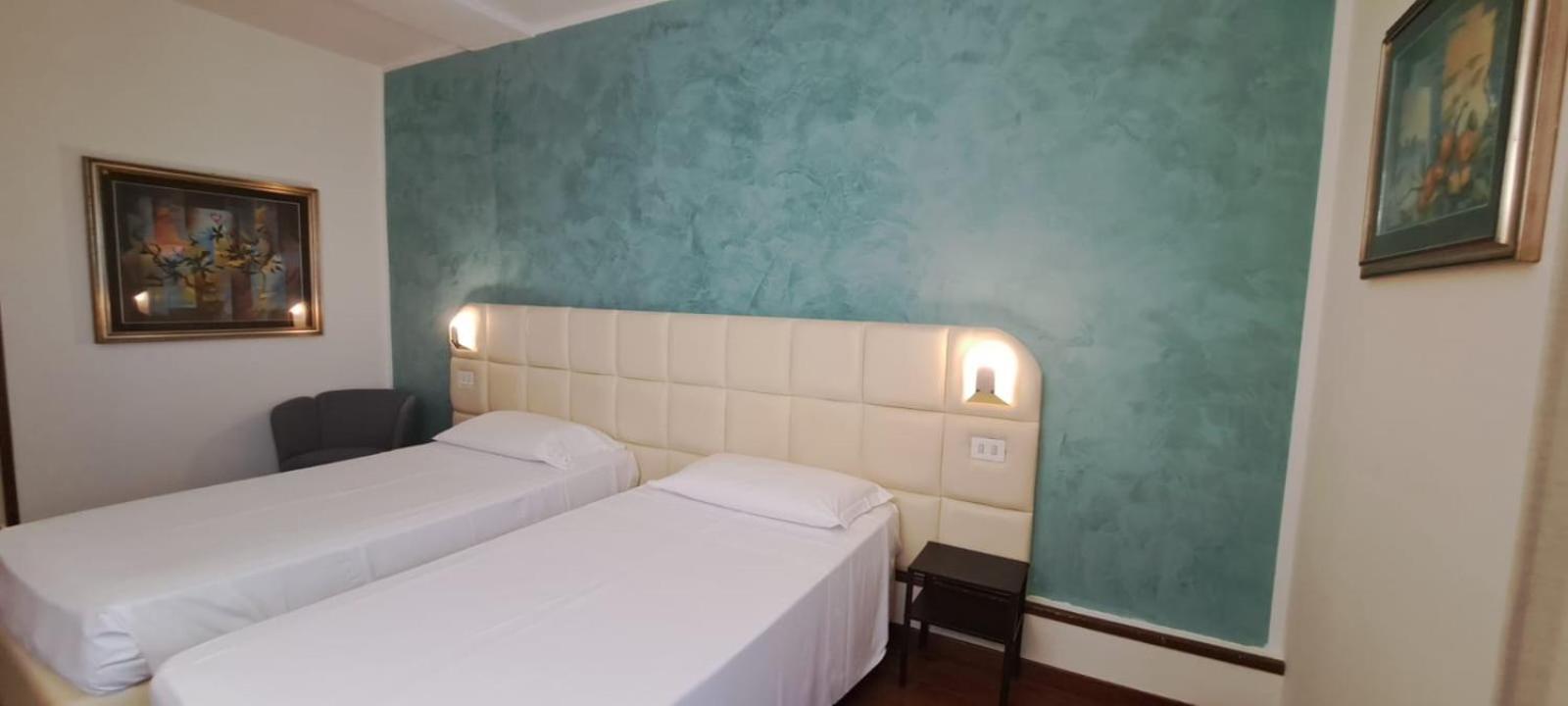 Hotel Delta Florence Каленцано Екстер'єр фото