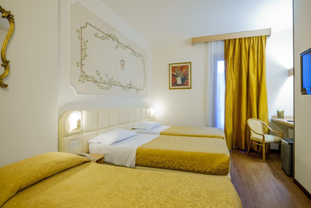 Hotel Delta Florence Каленцано Екстер'єр фото