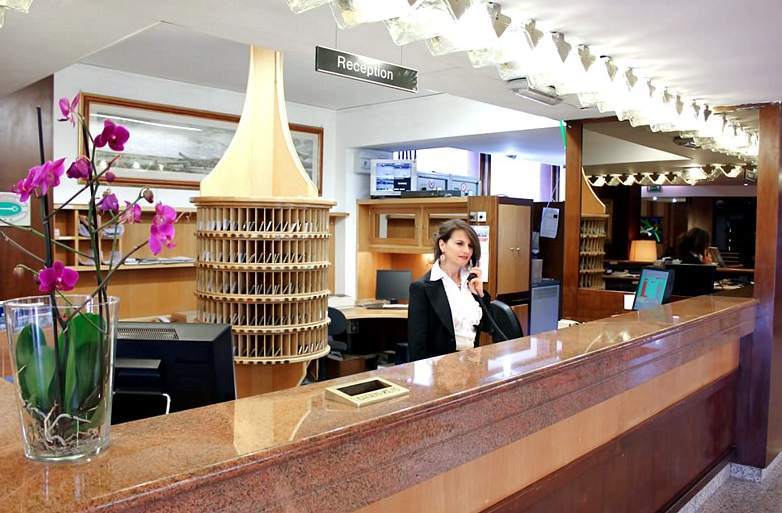 Hotel Delta Florence Каленцано Екстер'єр фото